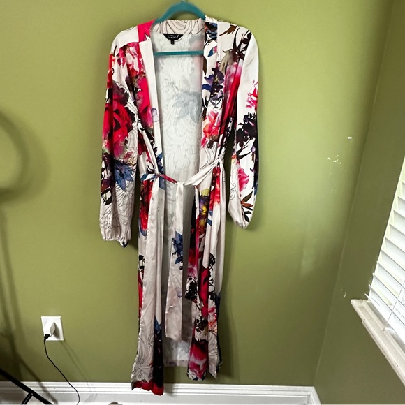 Soma Sensual Crinkle Satin Long Full Length Robe Floral Patterned Size Large. - Picture 1 of 10